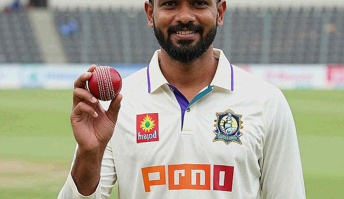 স্টার্কের ছয় উইকেট, প্রোটিয়াদের ব্যাটিং প্রতিরোধ—প্রাথমিক প্রতিবেদনের বিশ্লেষণ