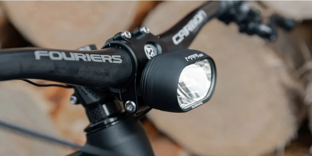 Supernova M99 Mini Pure 25 U-Serie - Phare Pour Vélo électrique 4 Supernova M99 Mini Pure 25 U-Serie - Phare Pour Vélo électrique – Image 4