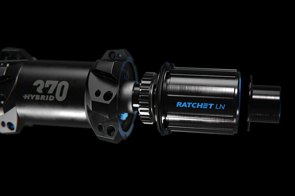 Dt-swiss Roue Arrière HU 1900 Spline® 27,5" 35mm CL Boost 6 Dt-swiss Roue Arrière HU 1900 Spline® 27,5" 35mm CL Boost – Image 6